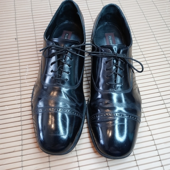 Florsheim men\'s black leather cap-toe Oxford sz 12D. 20.1pm main image 6